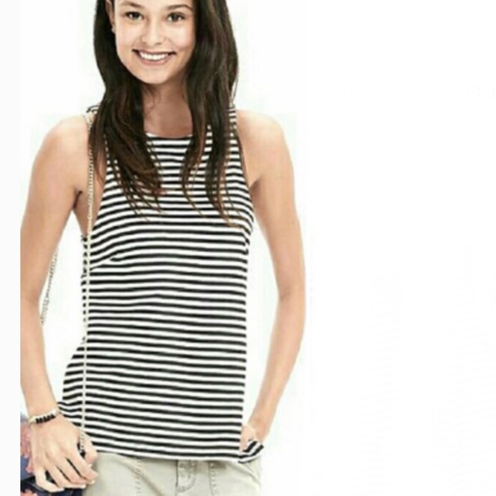 Banana Republic stretchy striped cropped cutaway tank top